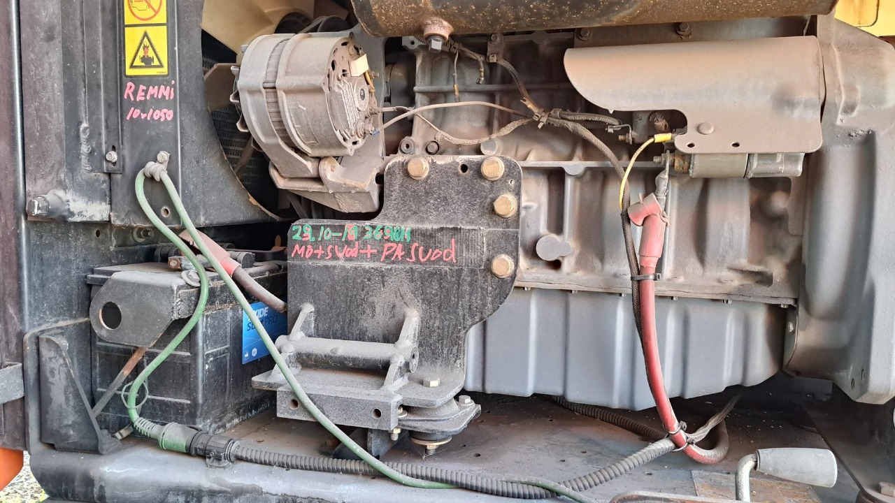 Sold - Articulated Boom Lift - View 6